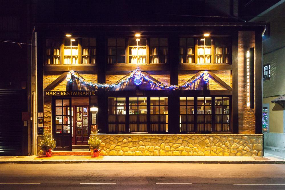 Hotel Restaurante De Torres Felechosa Exterior photo
